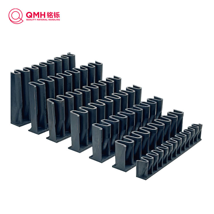 چرا دیواره جانبی تسمه نقاله جانبی برای جابجایی مواد با زاویه بالا ضروری است؟